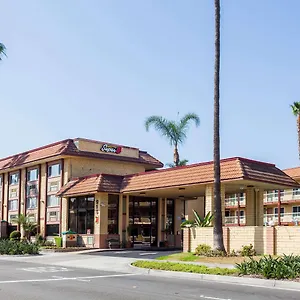Super 8 By Wyndham Anaheim/disneyland Drive 2* Anaheim