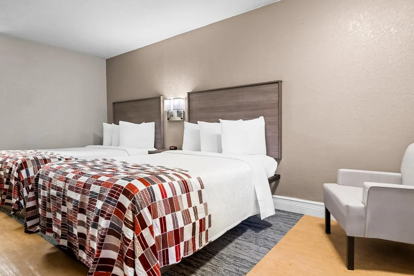 Red Roof Inn Tampa Fairgrounds - Casino 2*,  ABD