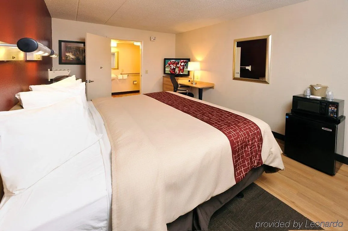 Red Roof Inn Tampa Fairgrounds - Casino Motel